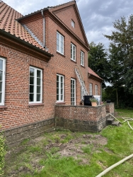 Hulmursisolering i Skrydstrup, mellem Vejen og Aabenra